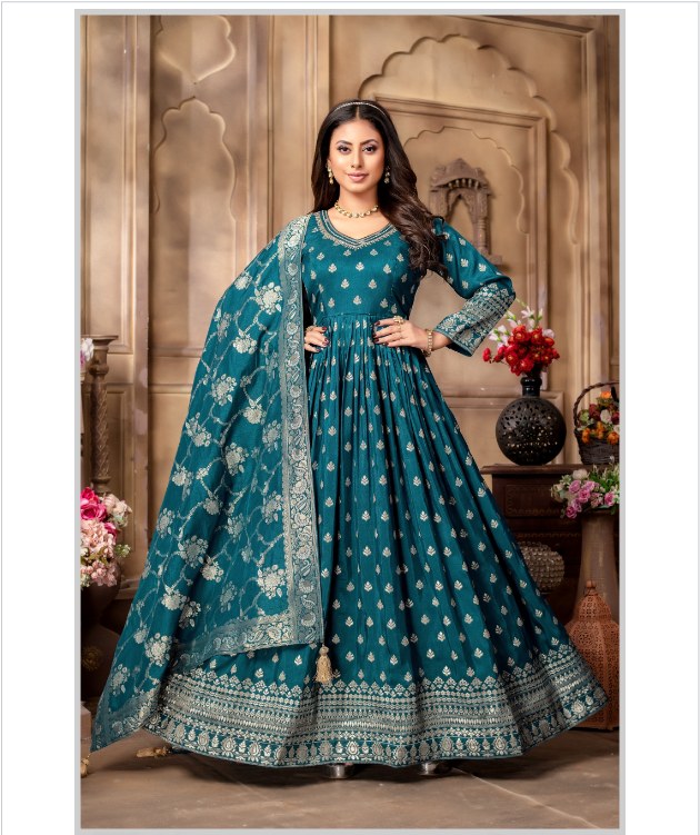 Traditional Elegance Gown