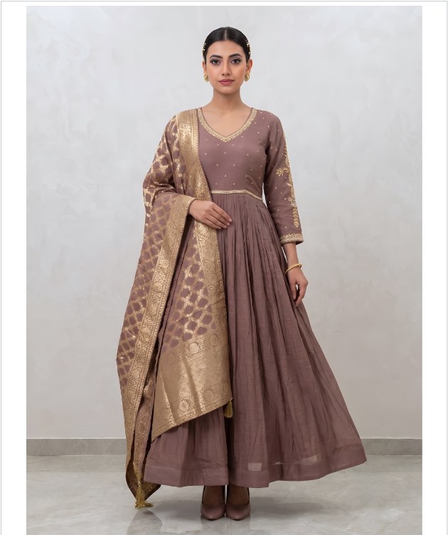 Traditional Elegance Gown
