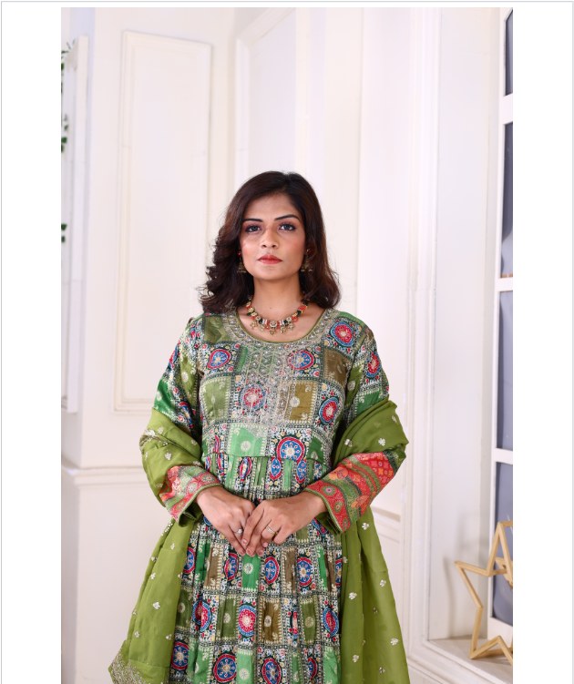 Traditional Elegance Gown