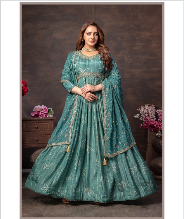 Traditional Elegance Gown