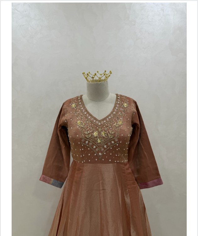 Royal Traditional Party Wear Gown