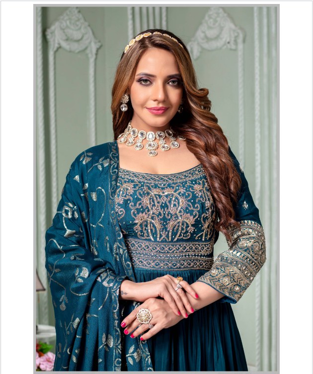 Royal Traditional Party Wear Gown